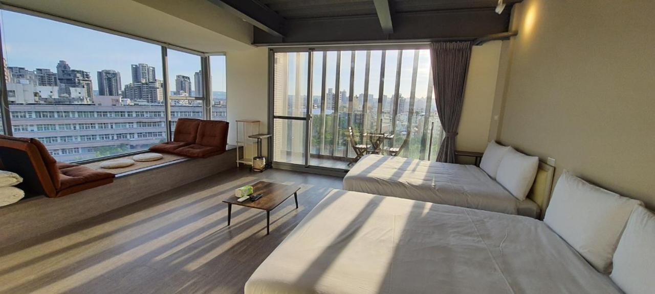 In Fengchia 映逢甲 Hotel Taichung Bagian luar foto