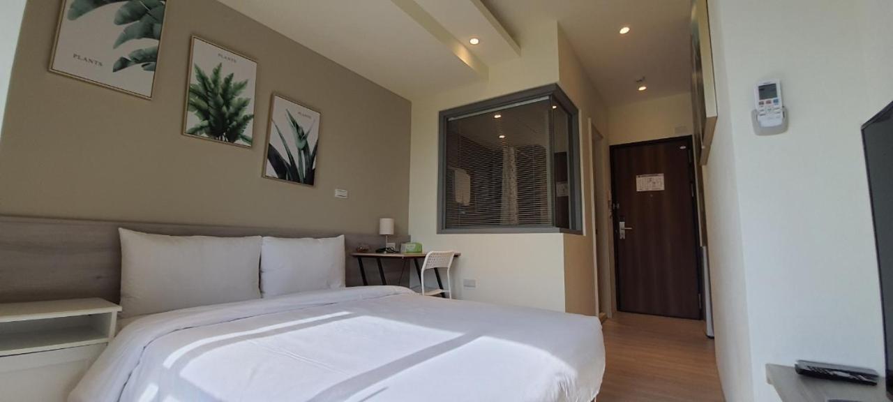 In Fengchia 映逢甲 Hotel Taichung Bagian luar foto