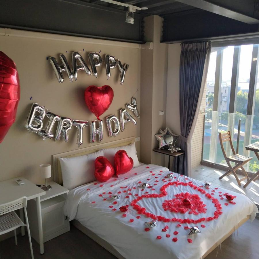 In Fengchia 映逢甲 Hotel Taichung Bagian luar foto